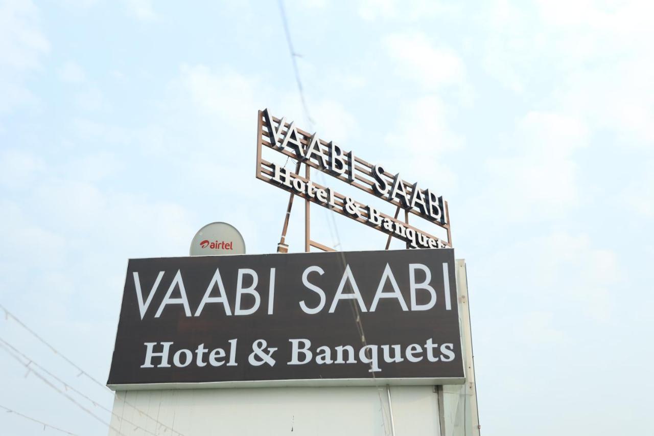 Vaabi Saabi Hotel Gurgaon Exterior photo